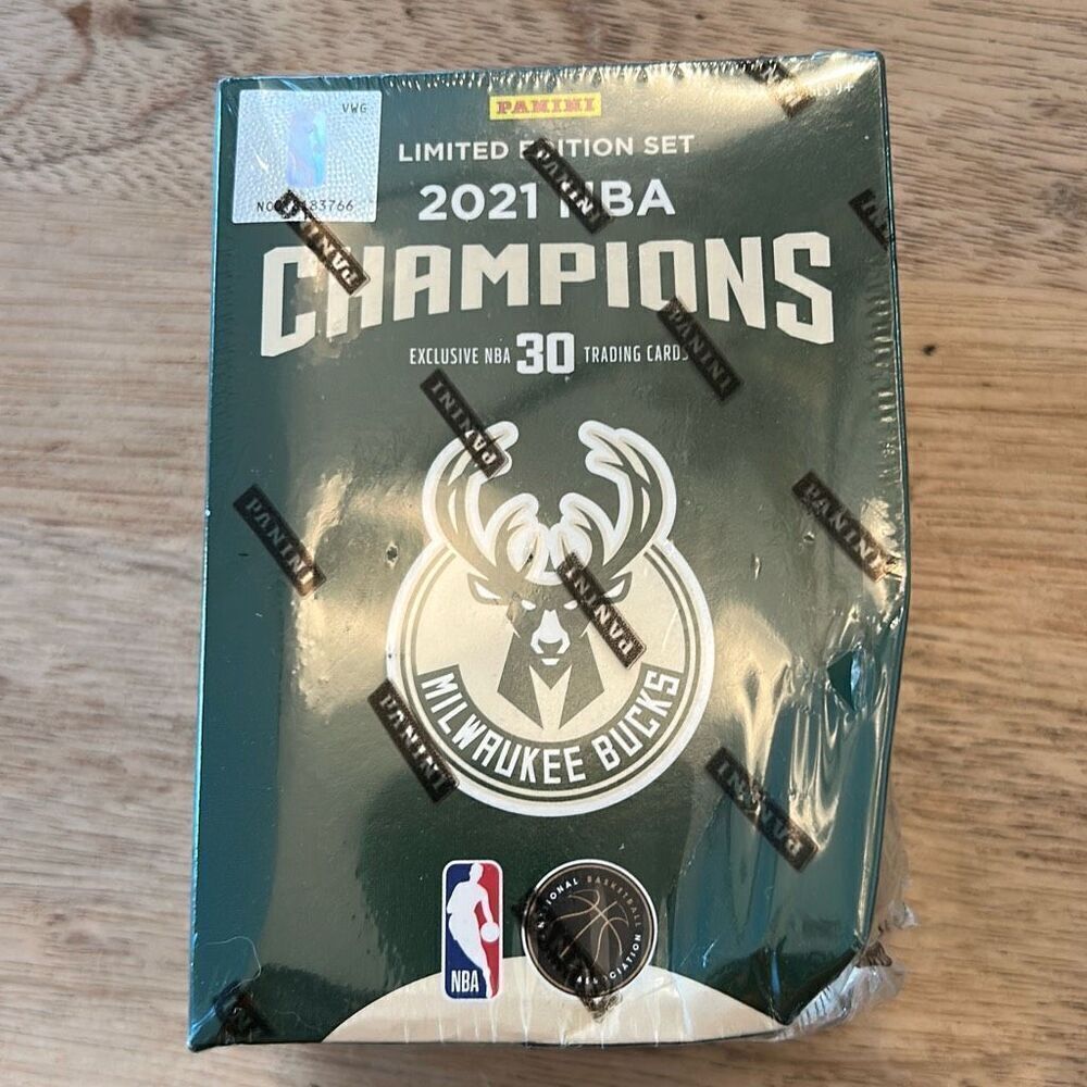 New Panini 2021 NBA champions limited edition set (dented box) 30 trading cards